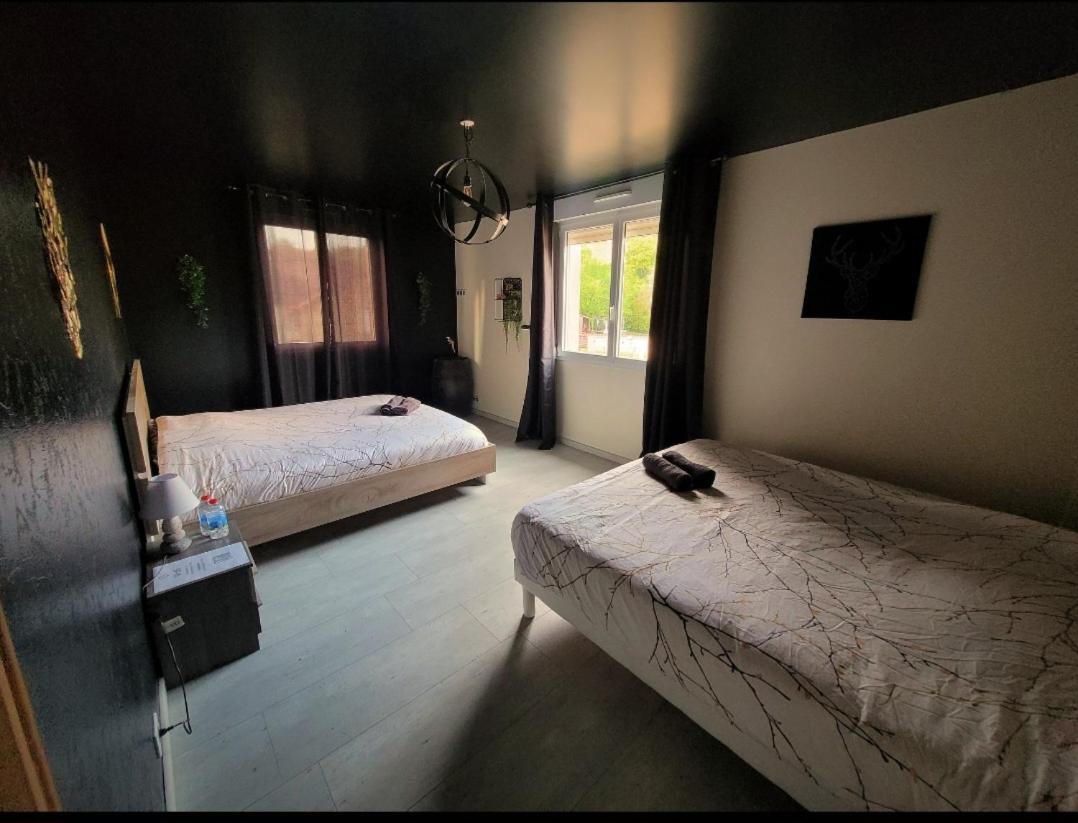 Au Vendangeoir Chambres D'Hotes Couvignon Экстерьер фото